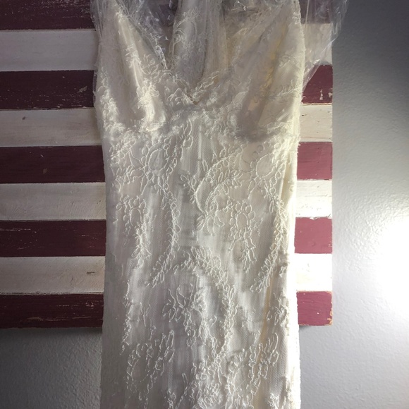 Princeville Gown - Picture 5 of 6